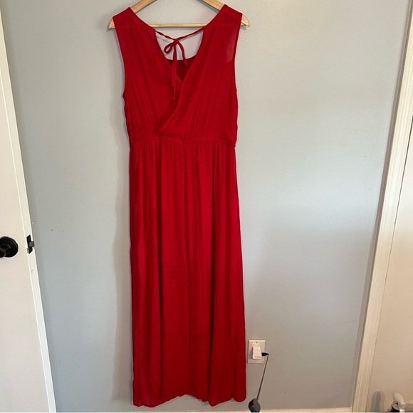 AGB Red Sleeveless Maxi Dress Waistband Lined Sequins Beaded Gauze Sz L Flowy - Picture 11 of 14